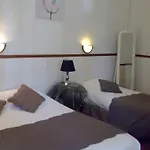 サントラル ホテル 2*