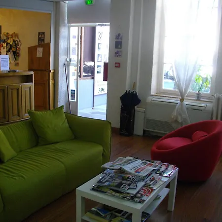 Готель Hotel Central Каркассонн