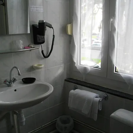 Hotel Central 2*
