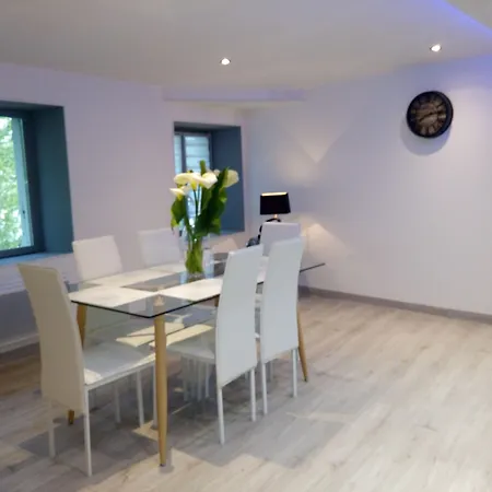 Hôtel Central Hotel 2*