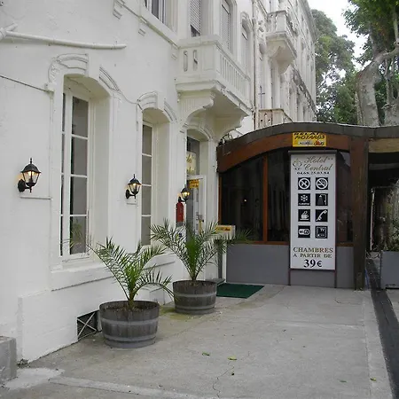 Hotel Central 2* Каркассонн