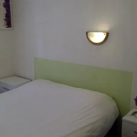 Hôtel Central 2* Carcassonne