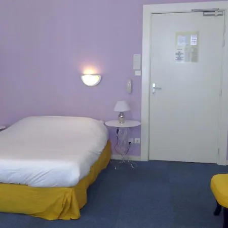 Готель Hotel Central