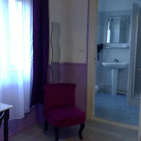 Hotel Hôtel Central 2*