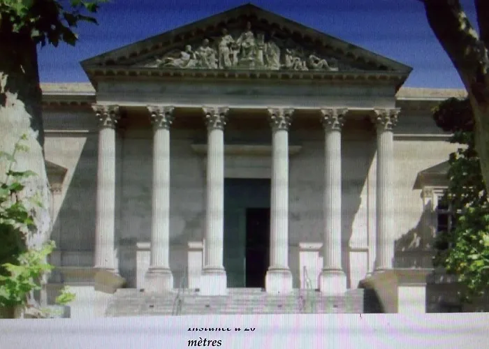 Hôtel Central 2* Carcasona