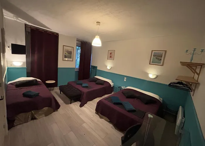 Отель Hotel Central