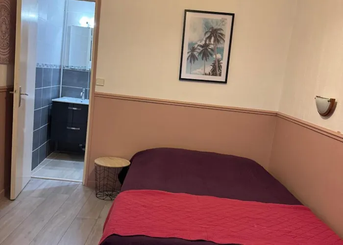 Готель Hotel Central 2*