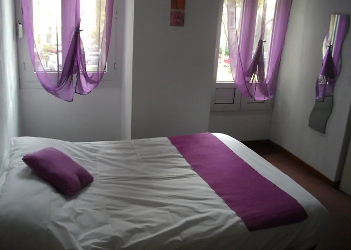 Hotel Central Готель Каркассонн