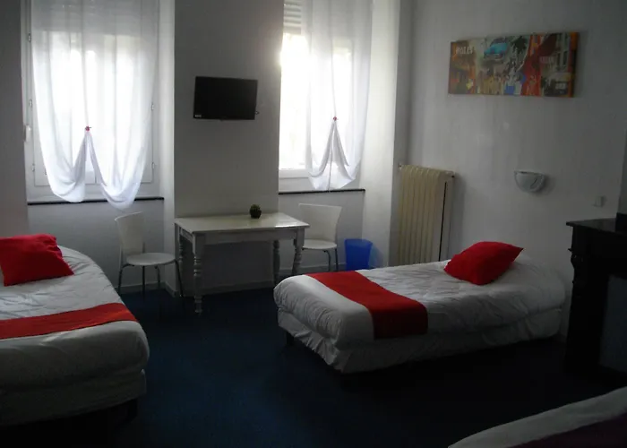 Hotel Central Готель Каркассонн