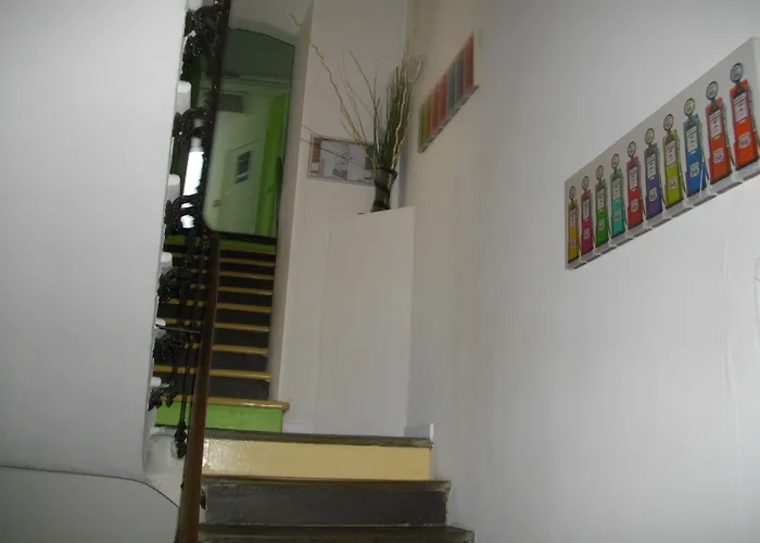 Hôtel Central Hotel 2*