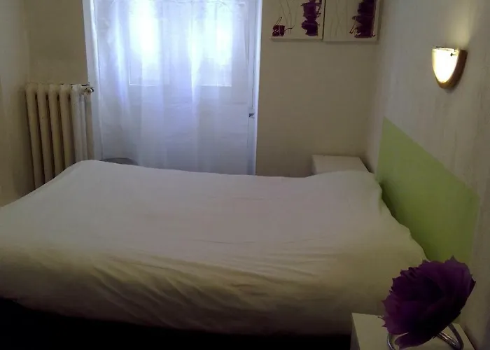 Hotel Central Готель