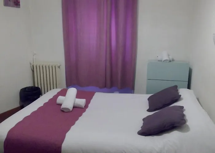 Hotel Central 2* Каркассон