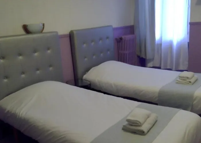 Hotel Central Отель