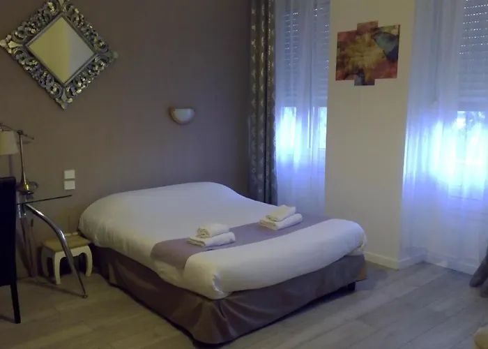 Hotel Central Готель